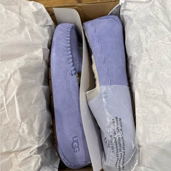 UGG Women's Suede Moccasin Slippers - Picture 5 of 6